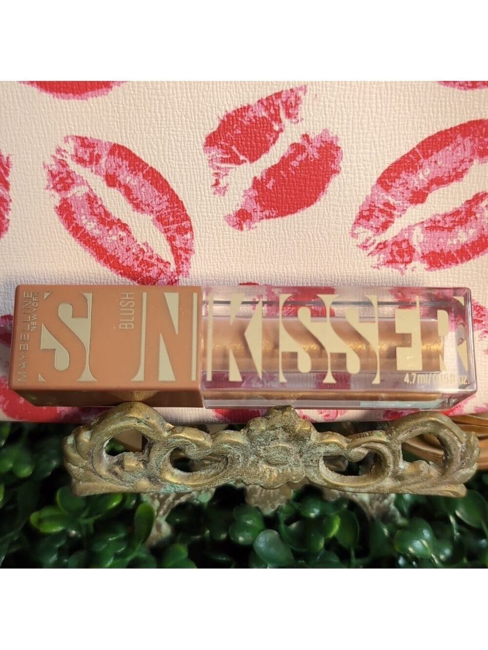 Lippy Lip Makeup Lot - Picture 6 of 16